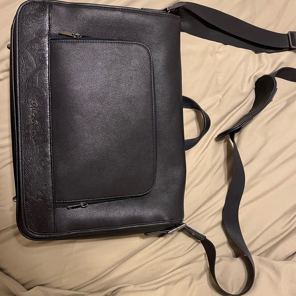 Black leather Robert Graham computer bag.  Only used 1 time.  Like new!